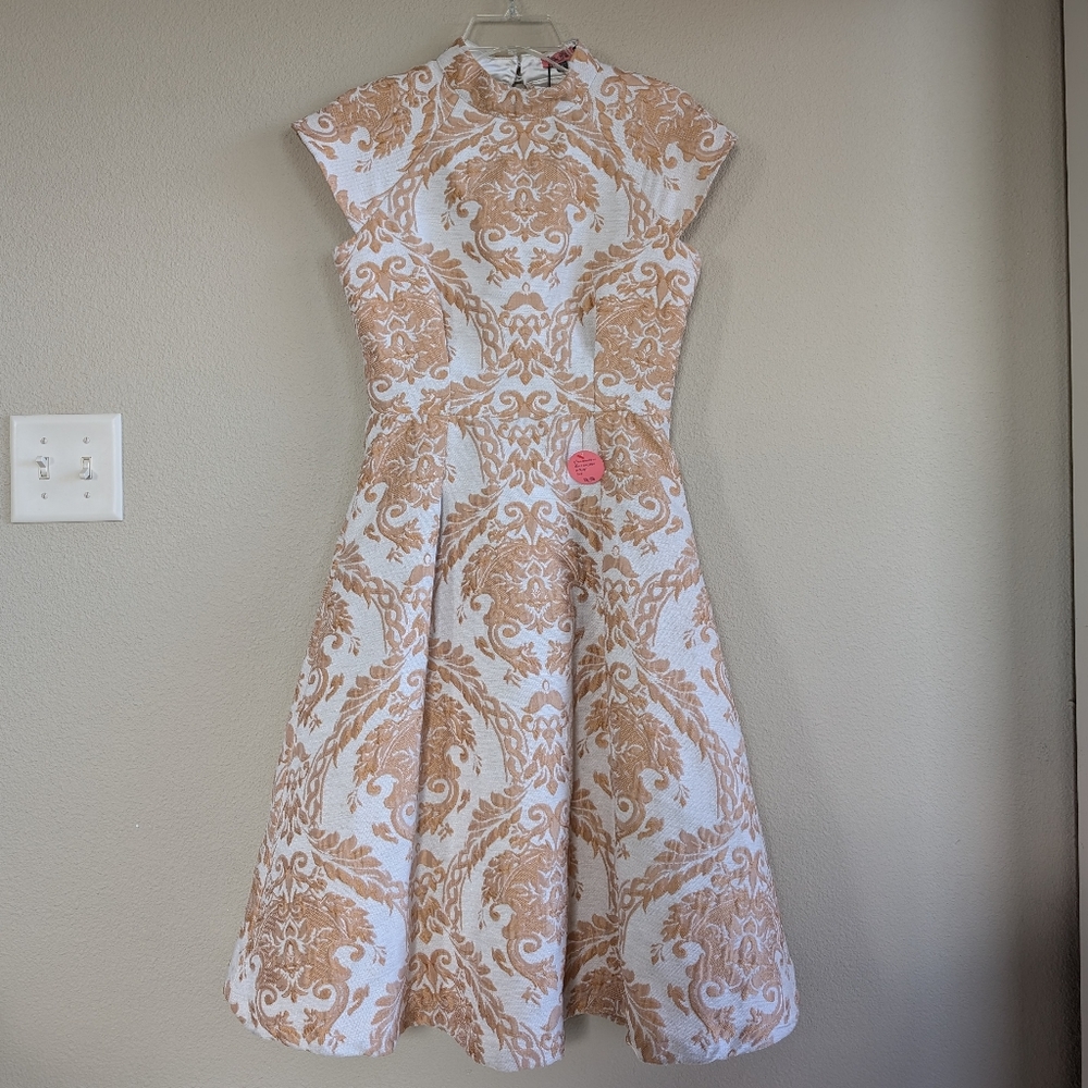 NWTChi Chi London Size 6 (UK 10) Elegant Cream Dress W/ Gold Emblishment Pattern